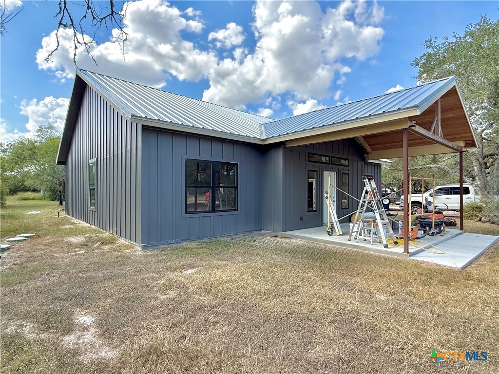 84 Paloma Road