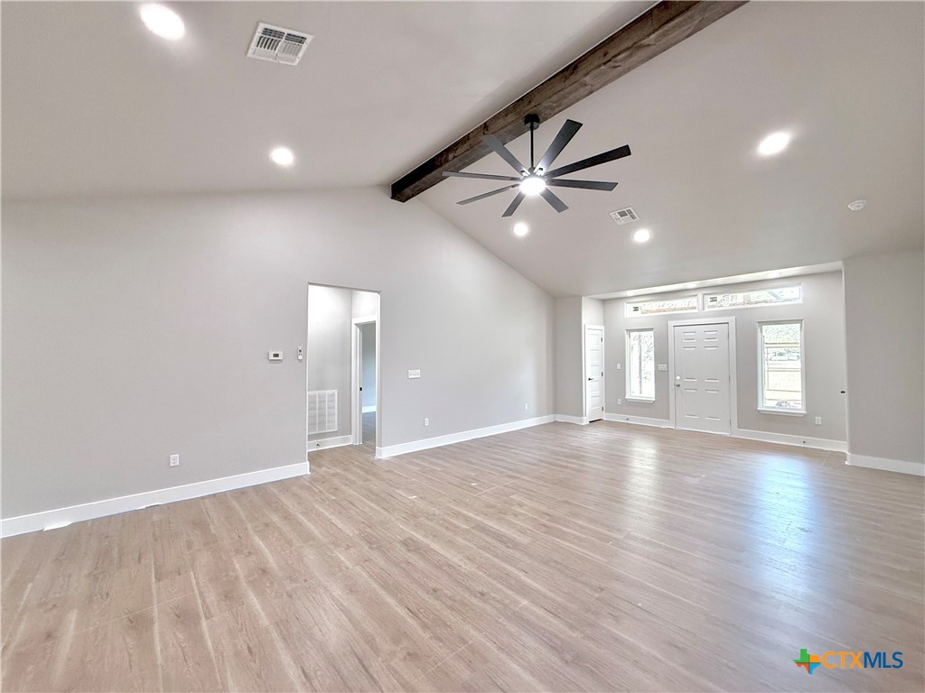 84 Paloma Road Property Photo 4
