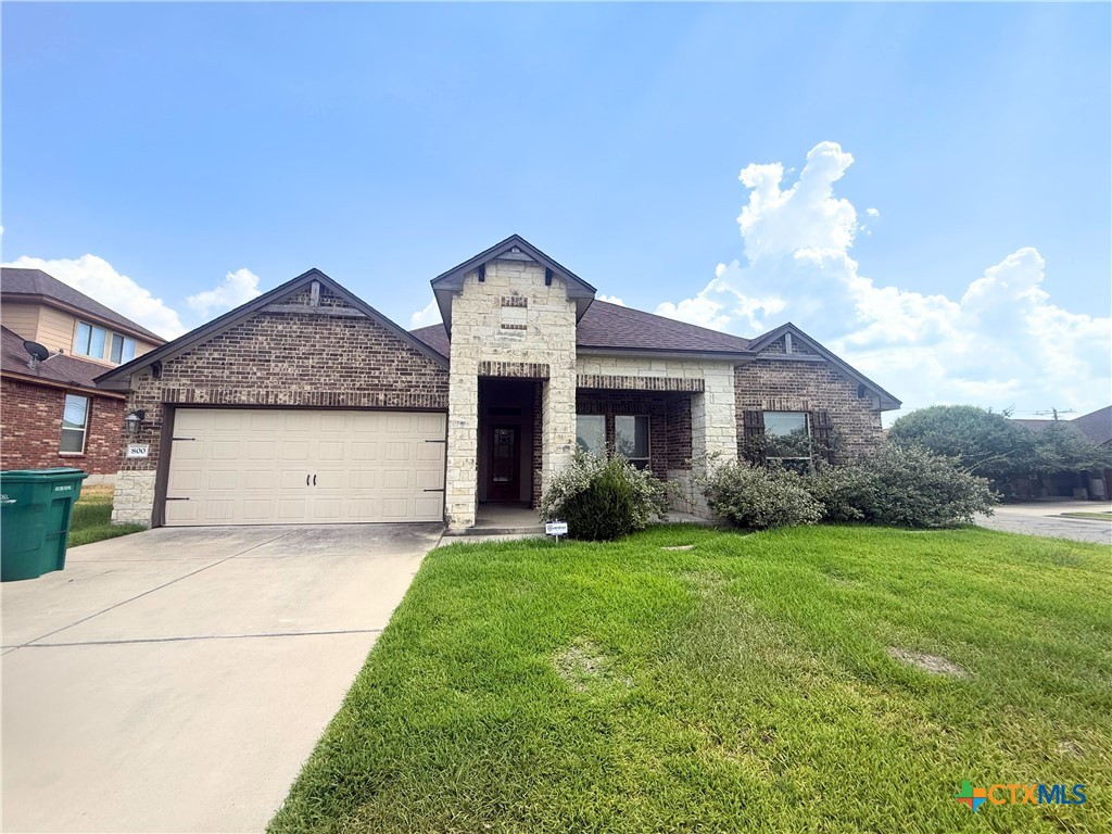 800 Siena Court Property Photo 1