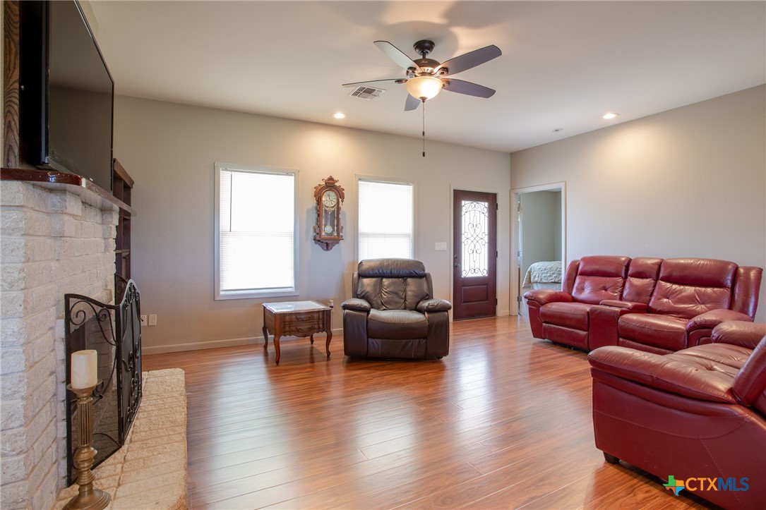 394 Sunrise Bay Drive Property Photo 11
