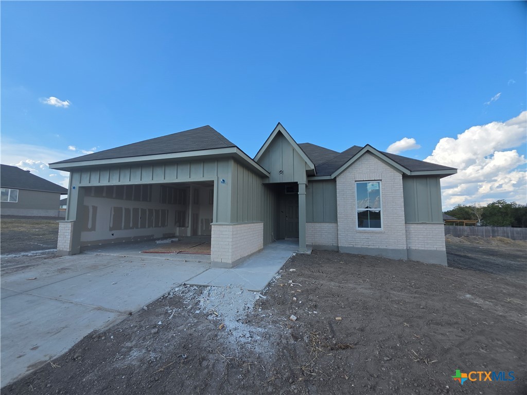 2022 Michigan Drive Property Photo 2