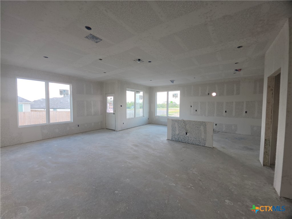 2022 Michigan Drive Property Photo 4