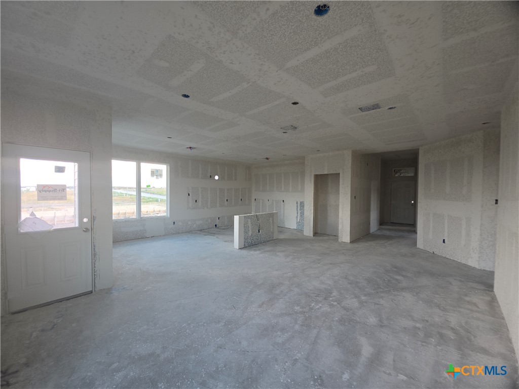 2022 Michigan Drive Property Photo 5