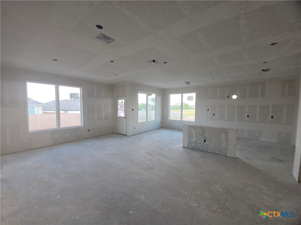 2022 Michigan Drive Property Photo 11