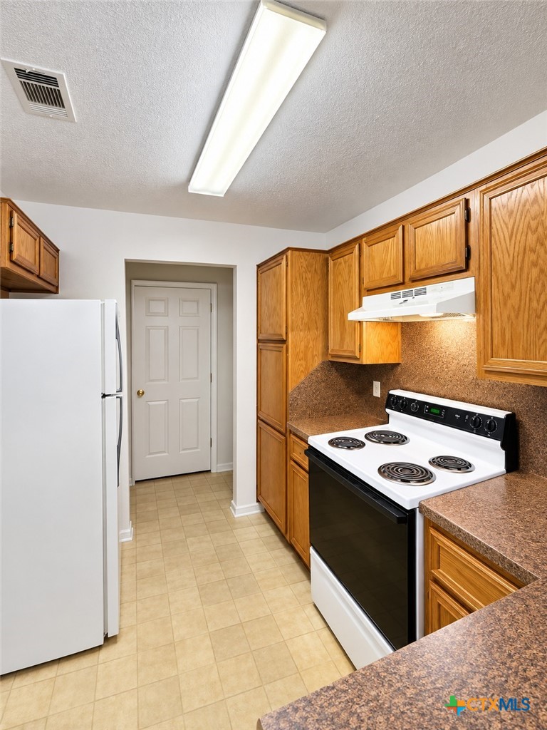 305 Deloris Drive Property Photo 7
