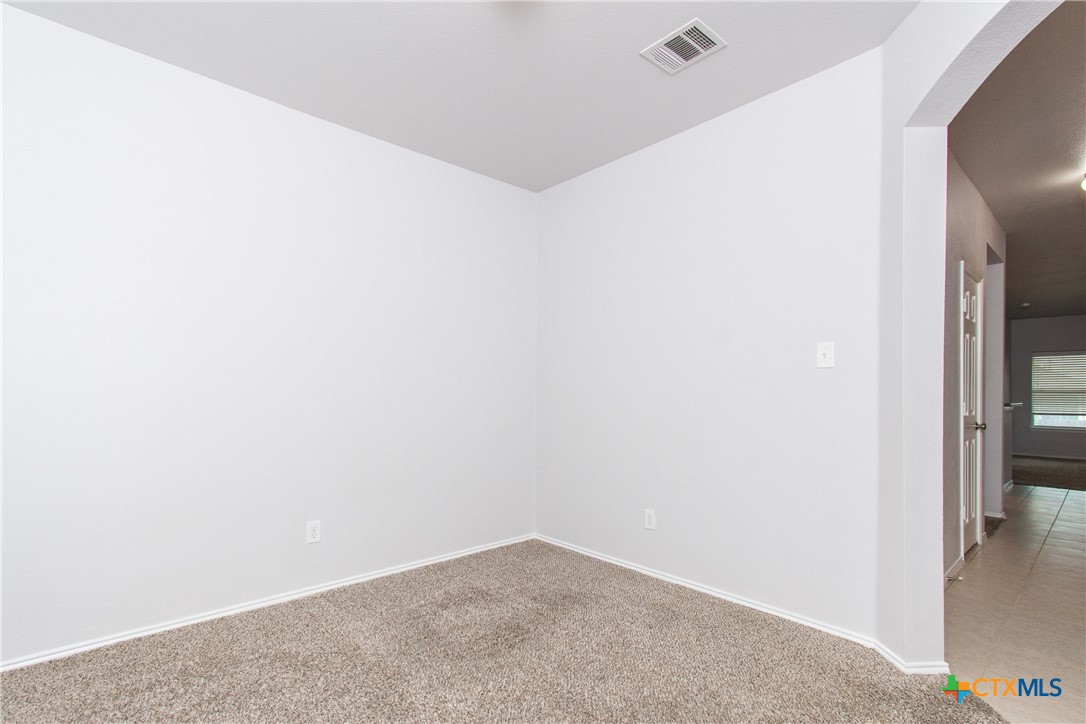 6003 Shamrock Drive Property Photo 6