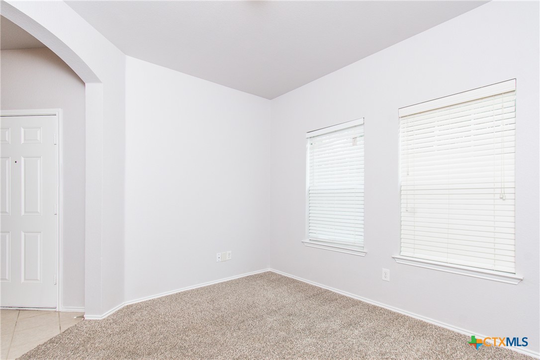 6003 Shamrock Drive Property Photo 7