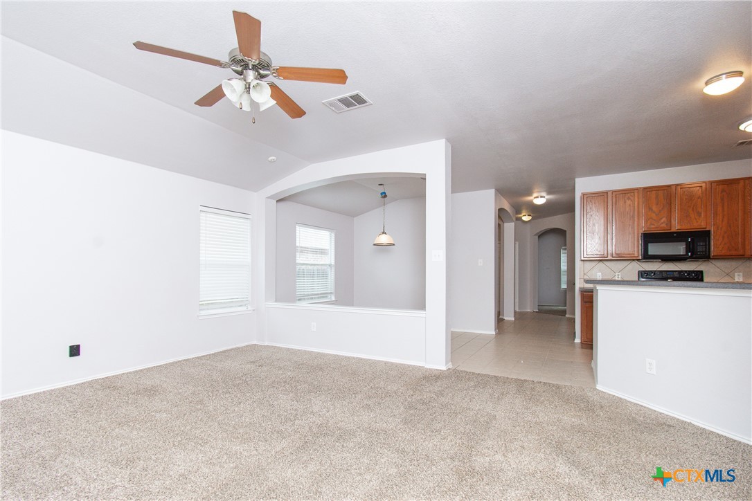 6003 Shamrock Drive Property Photo 11