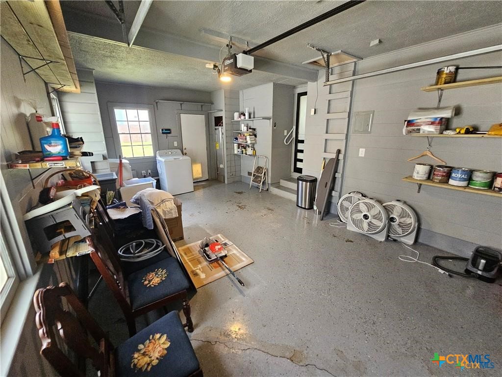 2002 N Wheeler Street Property Photo 29