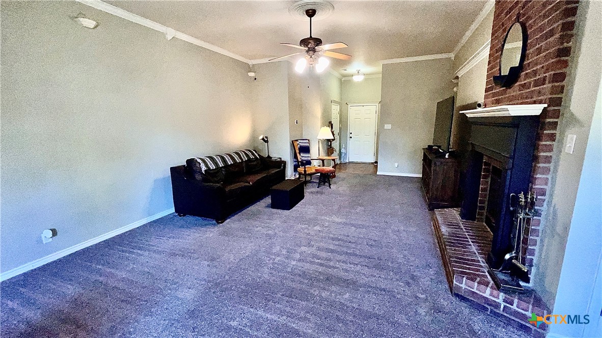 32 Tanyard Road Property Photo 8