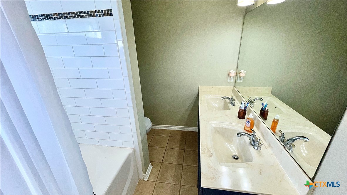 32 Tanyard Road Property Photo 15