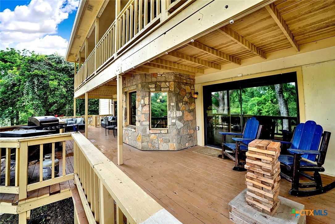 48 River Oak Drive Property Photo 4