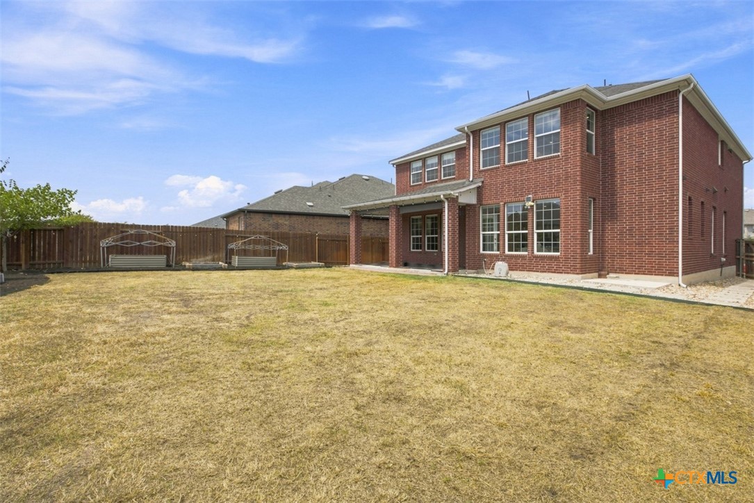 1117 Arbor Acres Loop Property Photo 28