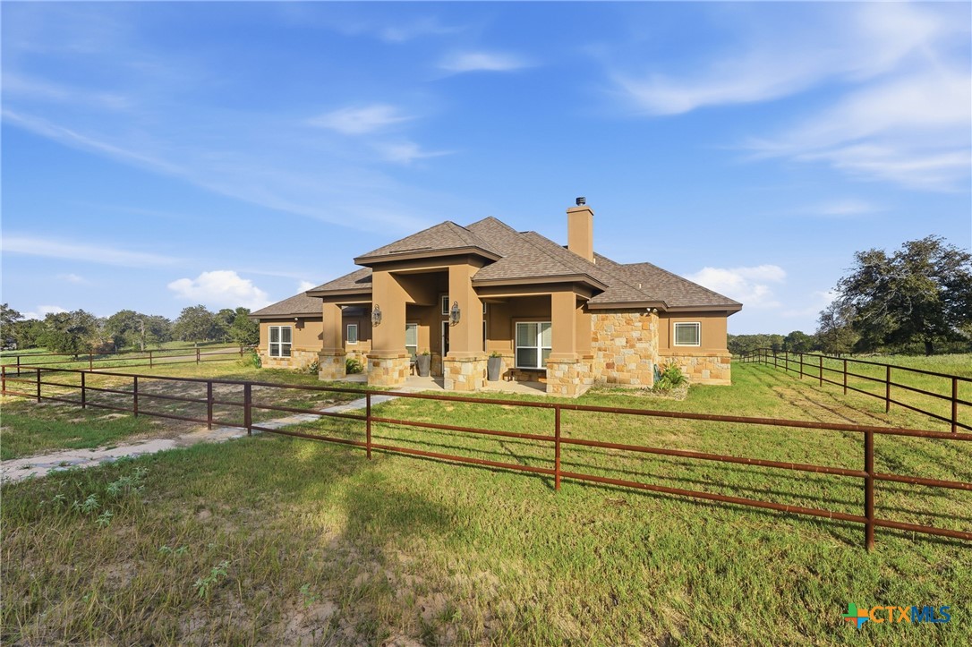 494 Flash Circle Property Photo 9