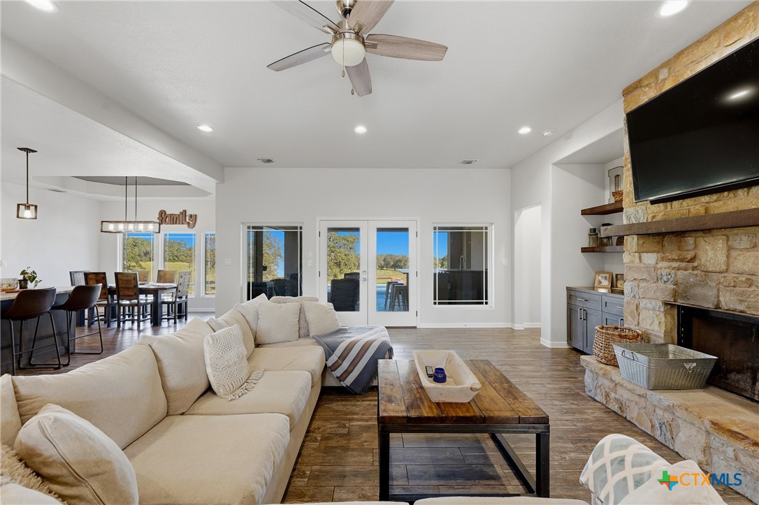 494 Flash Circle Property Photo 14