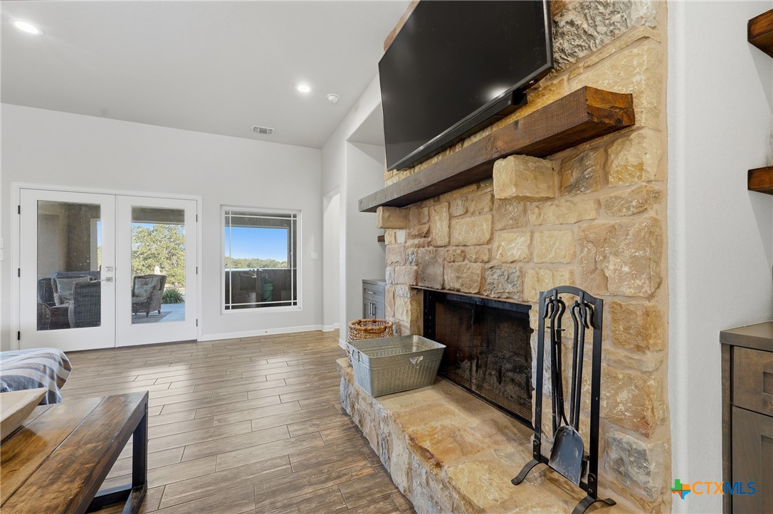 494 Flash Circle Property Photo 19
