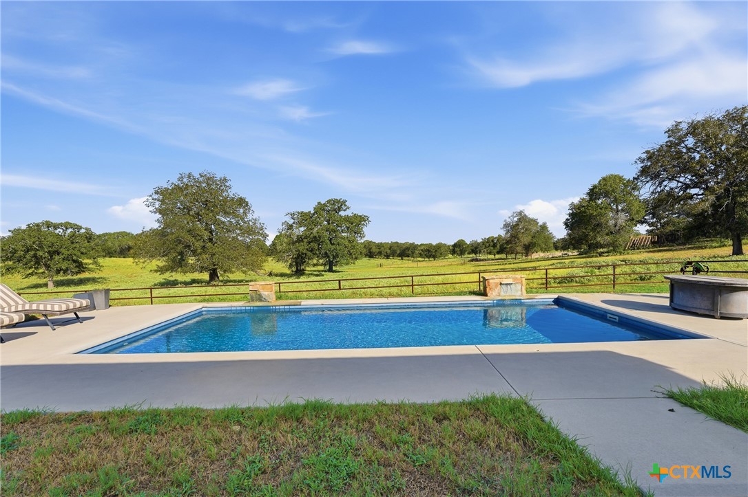 494 Flash Circle Property Photo 23