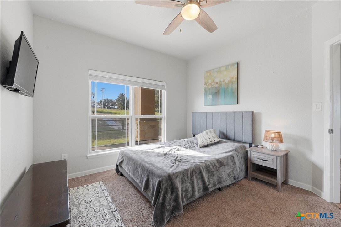 494 Flash Circle Property Photo 39