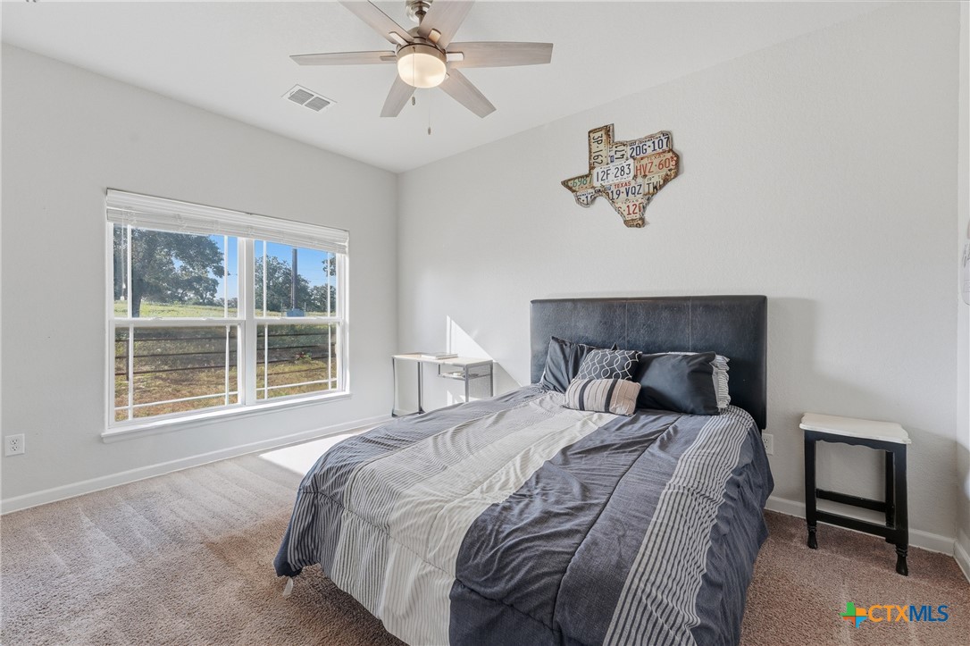 494 Flash Circle Property Photo 44