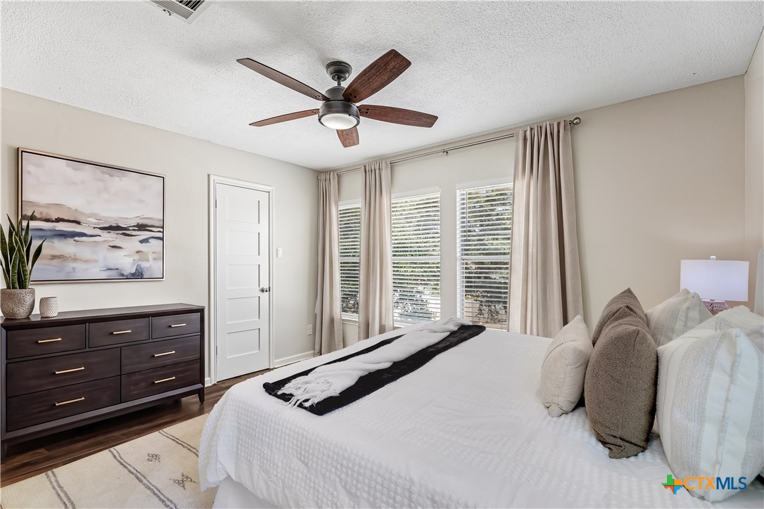 3607 Bass Loop Property Photo 26