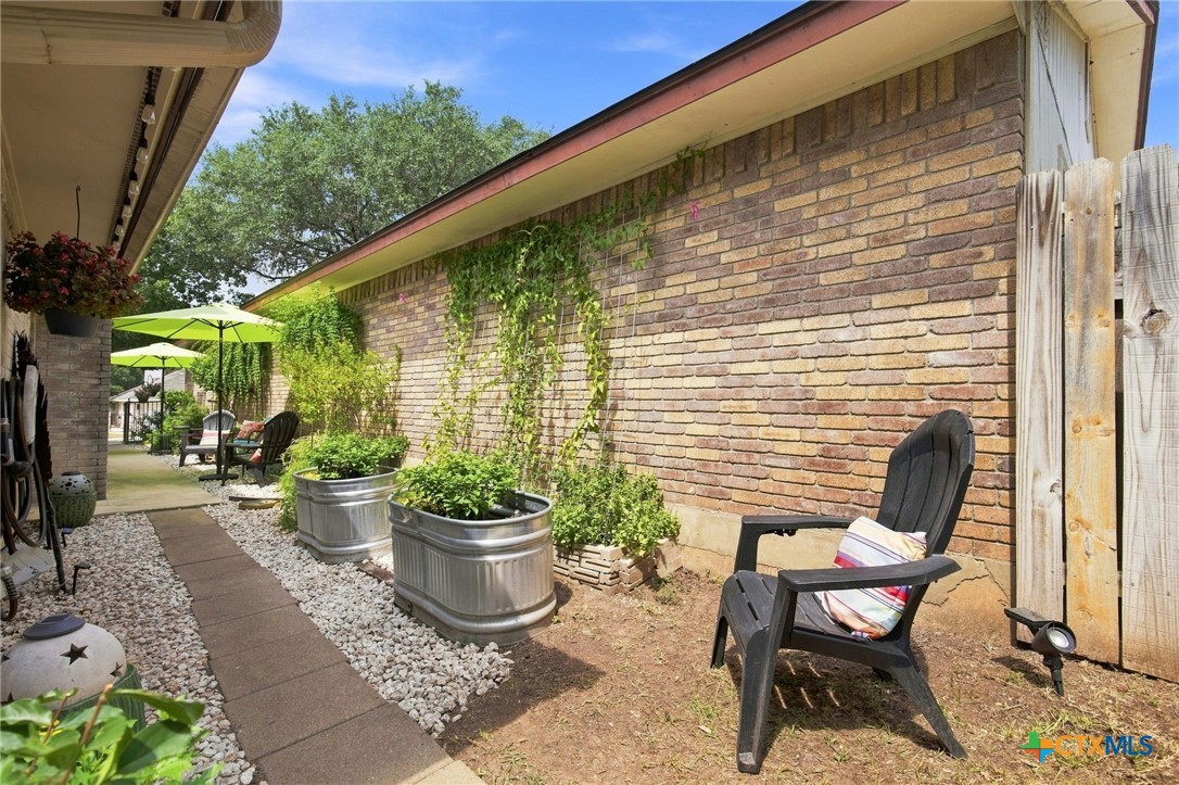1217 Bluff Creek Circle Property Photo 28