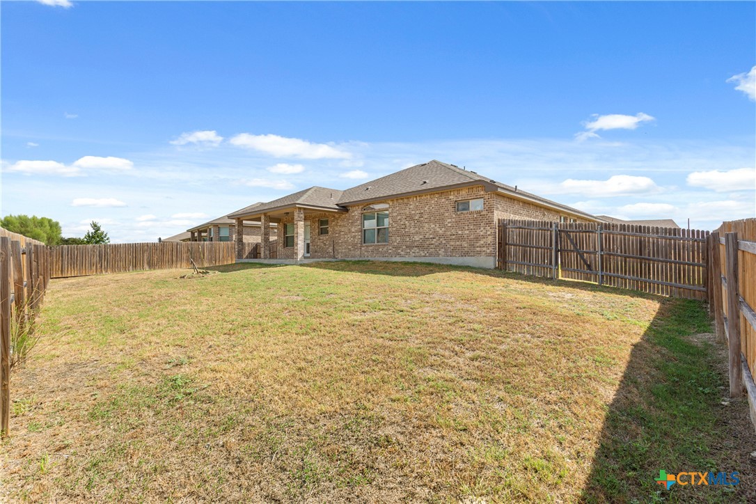 9007 Everly Drive Property Photo 32