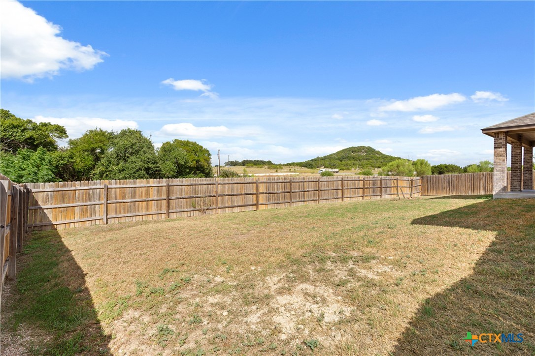 9007 Everly Drive Property Photo 33