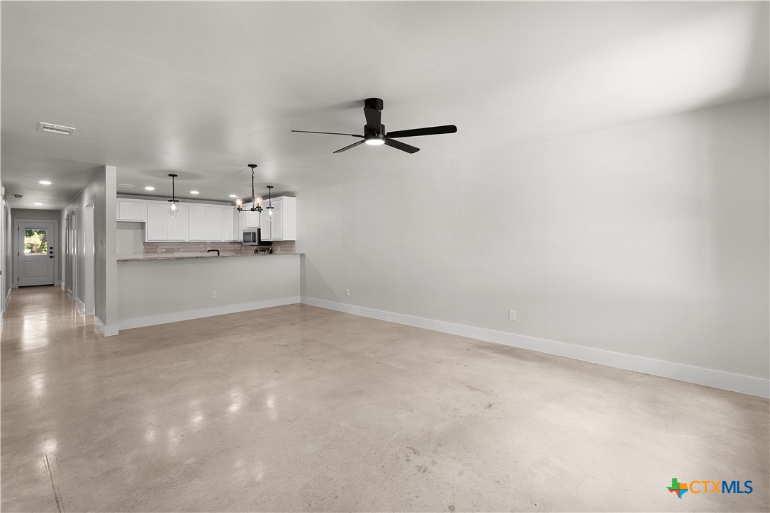 205 Boyles Street Property Photo 7