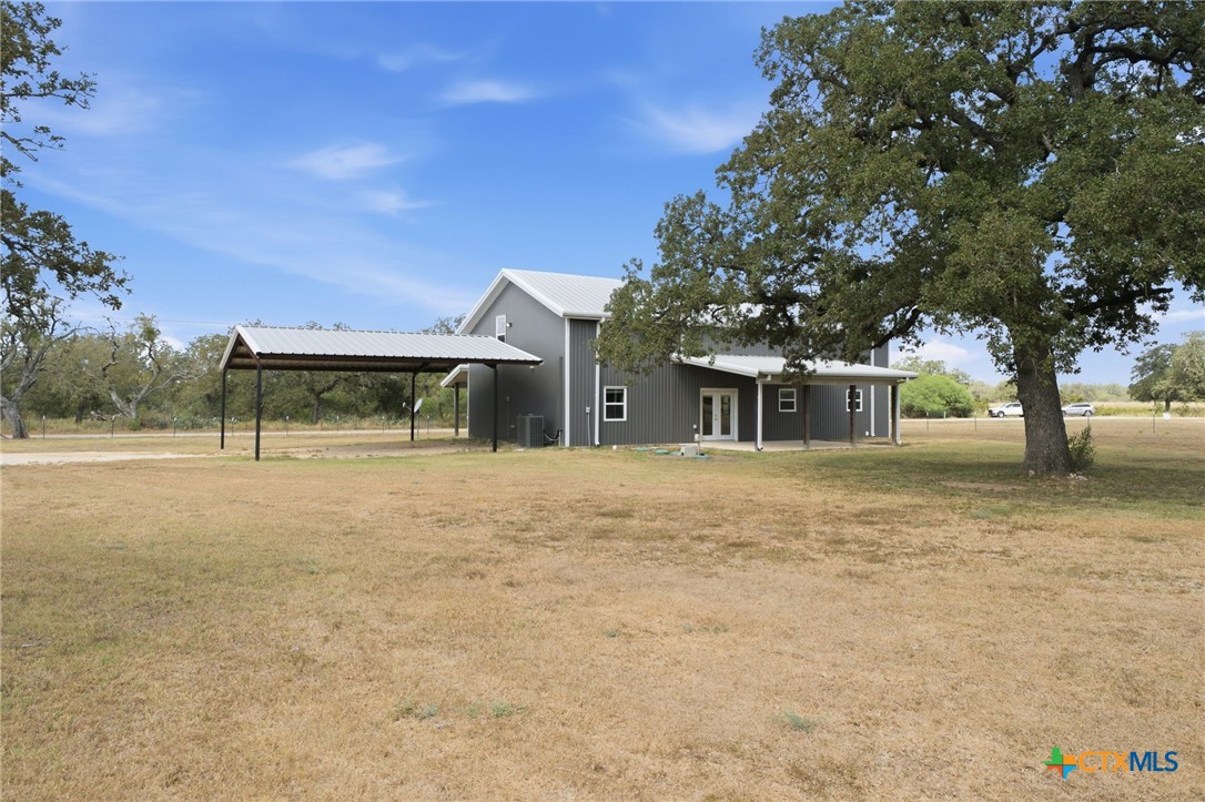 475 Cross Road Property Photo 3