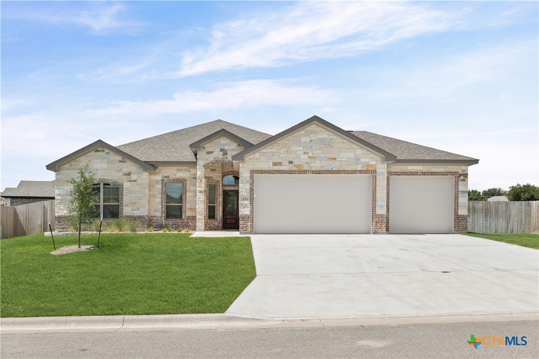132 Lasso Loop Property Photo 2