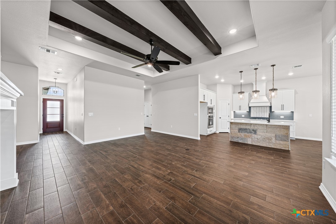 132 Lasso Loop Property Photo 8