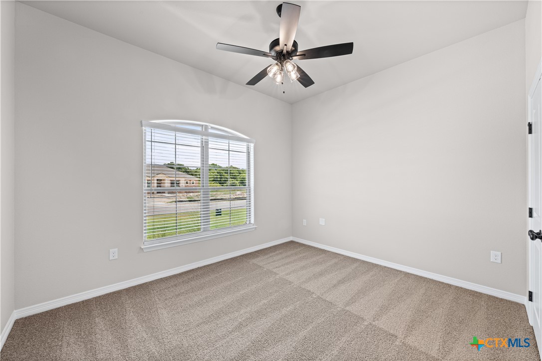 132 Lasso Loop Property Photo 19