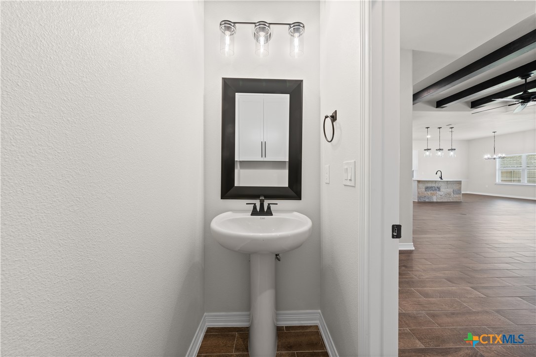 132 Lasso Loop Property Photo 25