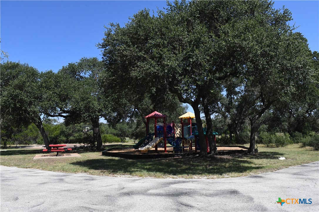 291 Serenity Pass Property Photo 18