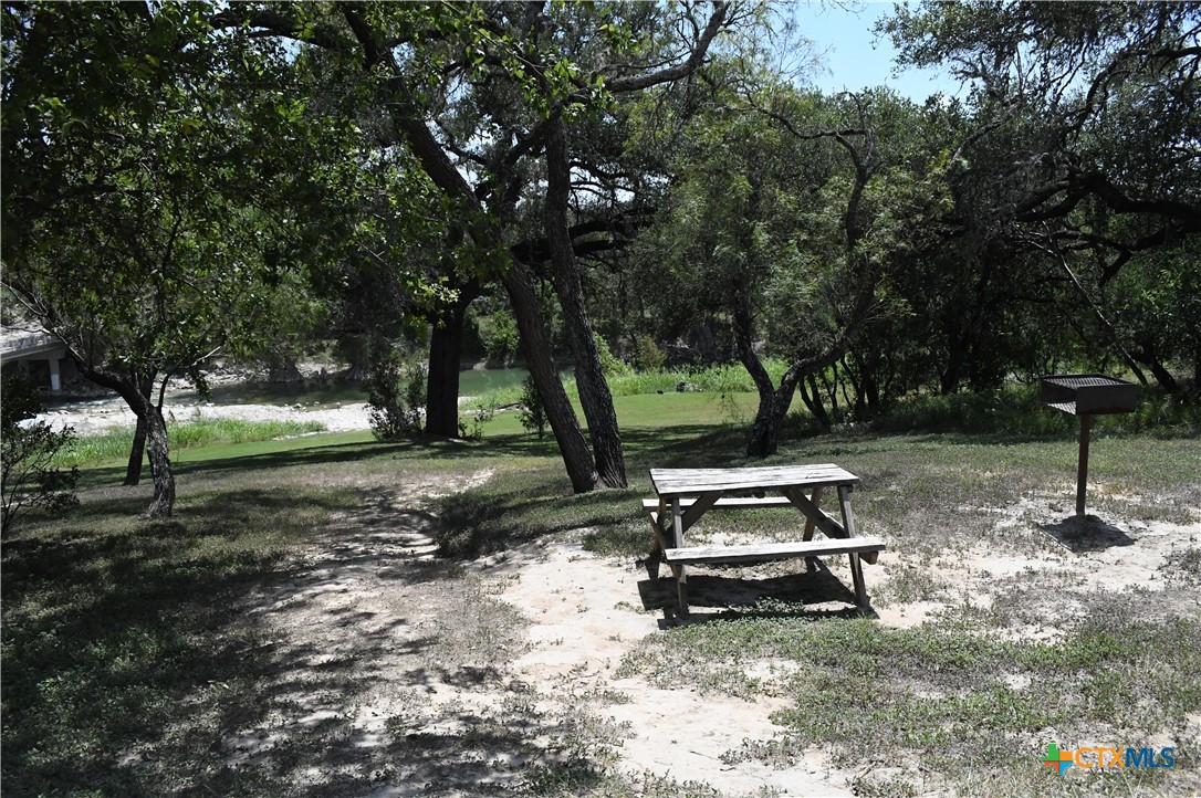 291 Serenity Pass Property Photo 22