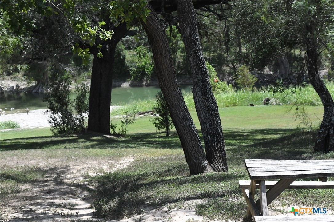291 Serenity Pass Property Photo 23