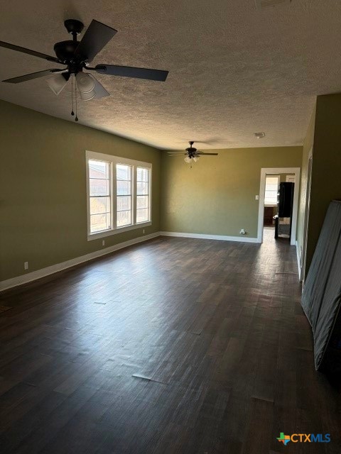 215 N Houston Avenue Property Photo 2