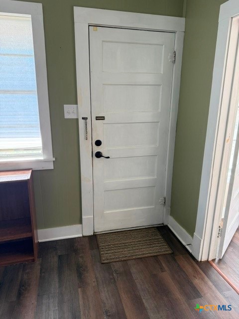 215 N Houston Avenue Property Photo 8