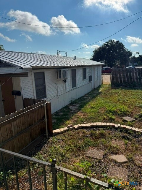 215 N Houston Avenue Property Photo 24