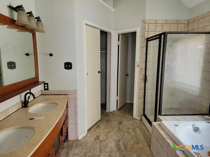 709 Antelope Trail Property Photo 7