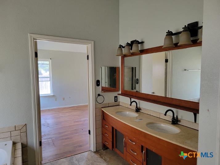 709 Antelope Trail Property Photo 8