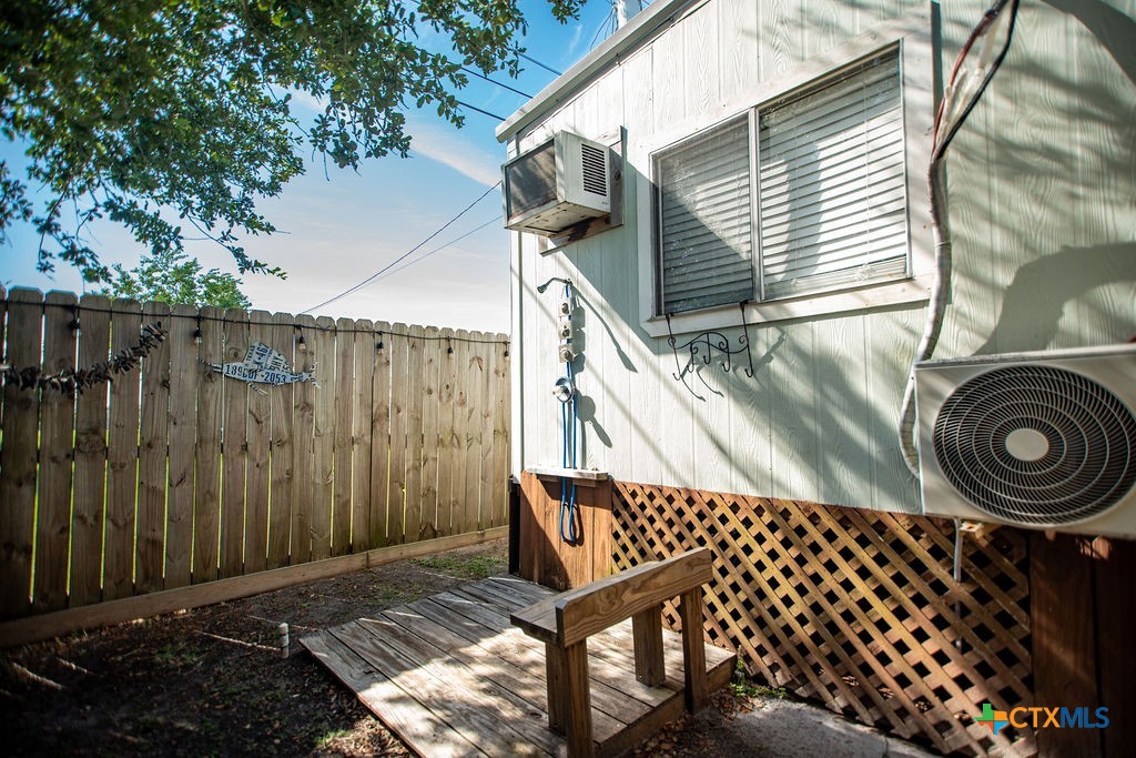1207 W Madison Avenue Property Photo 11