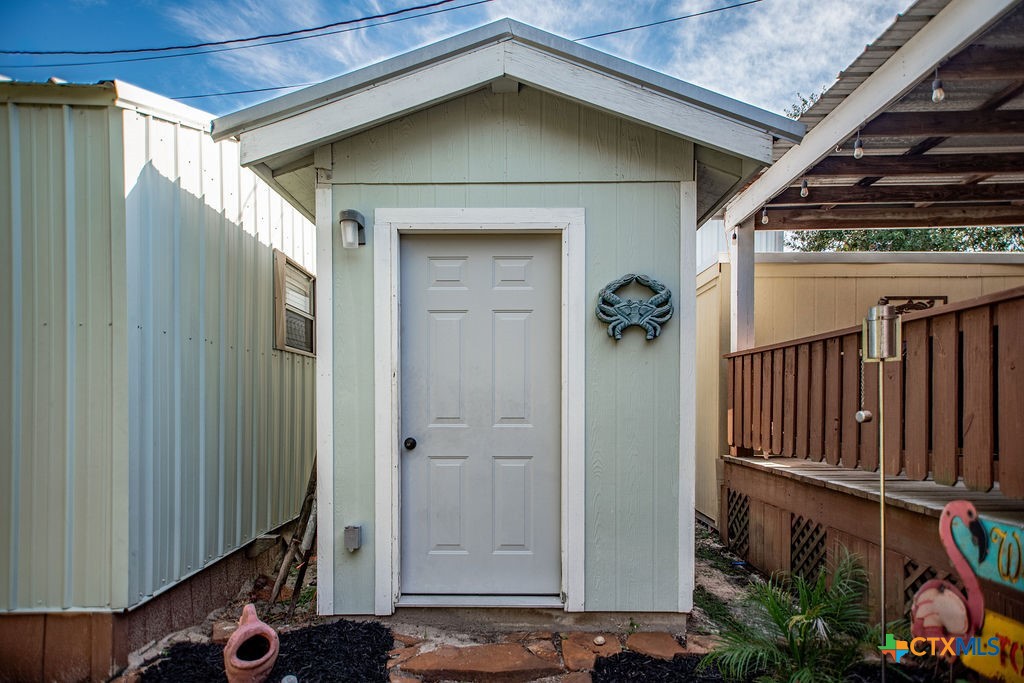 1207 W Madison Avenue Property Photo 14