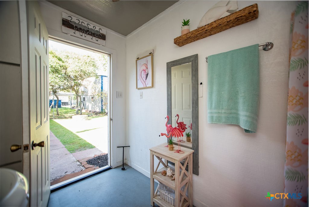 1207 W Madison Avenue Property Photo 15