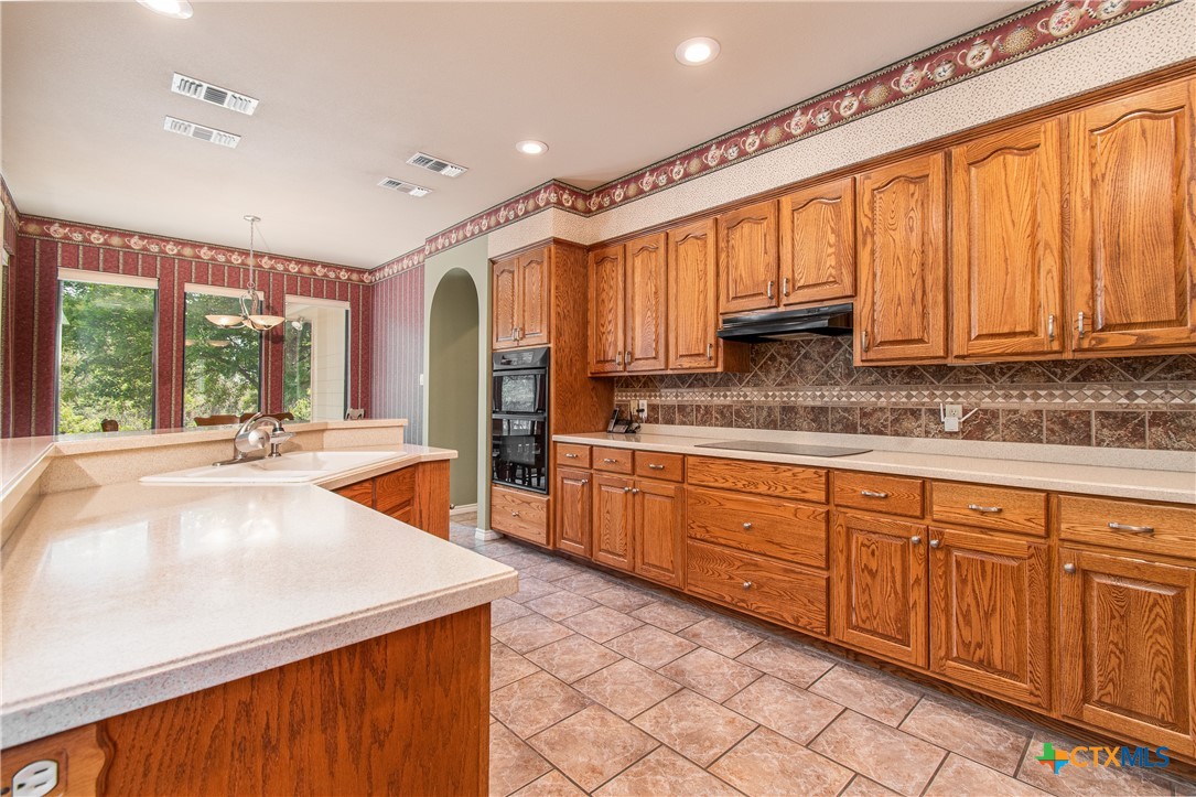 121 Wallace Boulevard Property Photo 12
