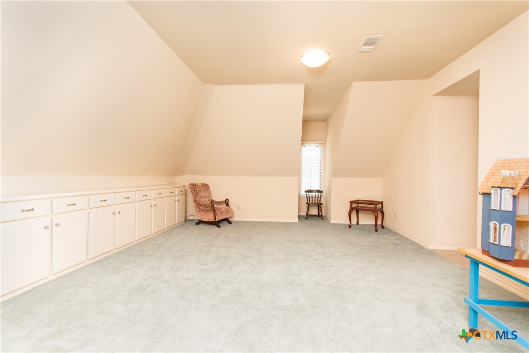 121 Wallace Boulevard Property Photo 25