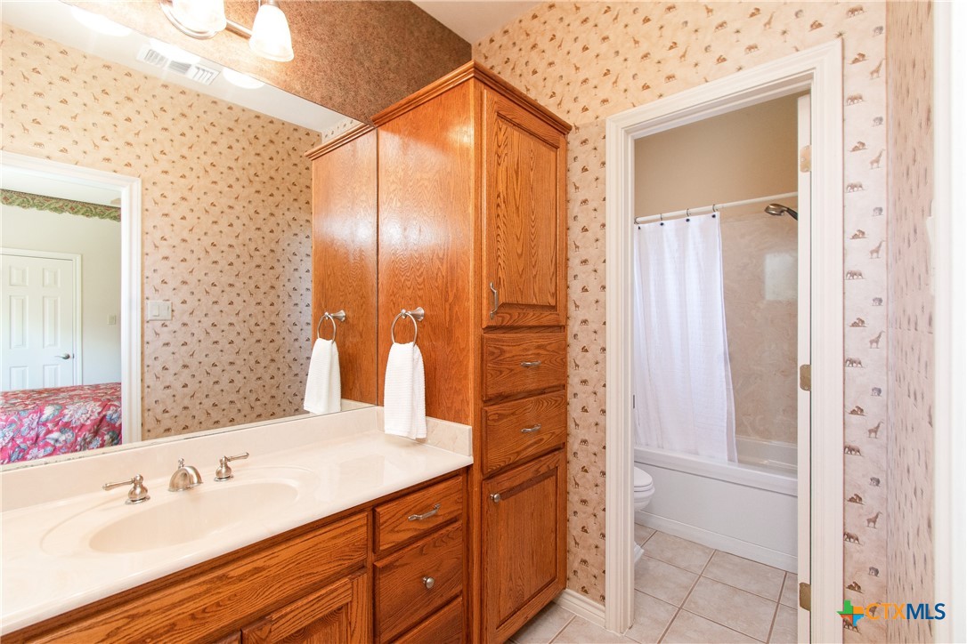 121 Wallace Boulevard Property Photo 37