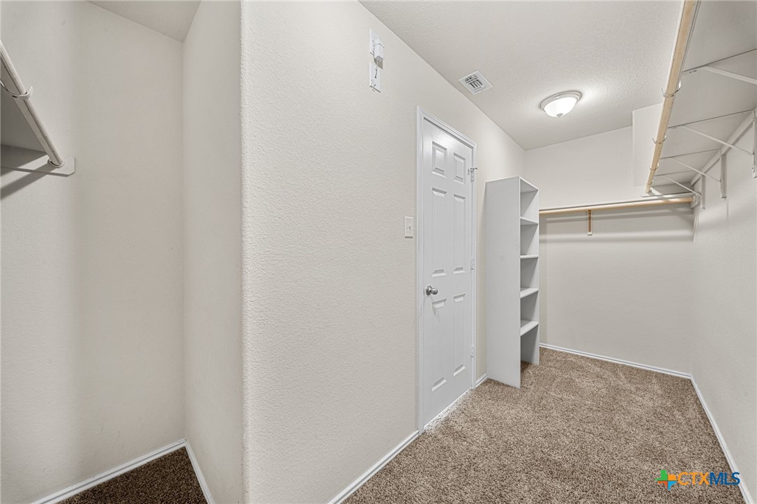 9400 Susan Drive Property Photo 22