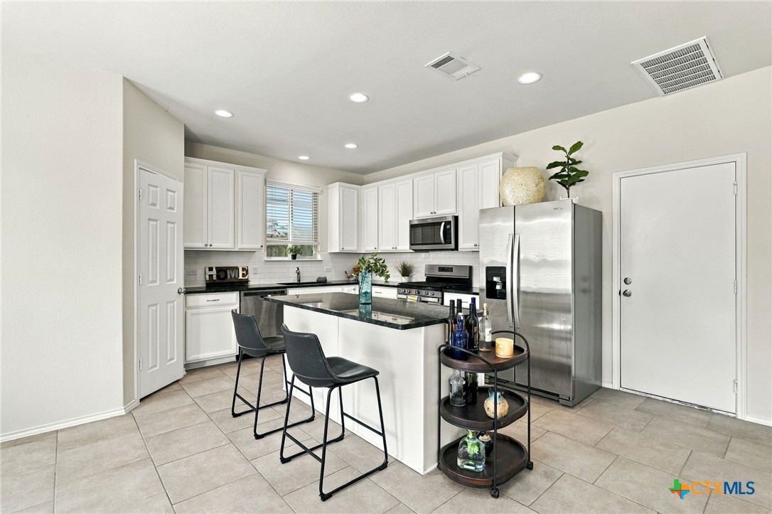 329 Bonnet Boulevard Property Photo 10