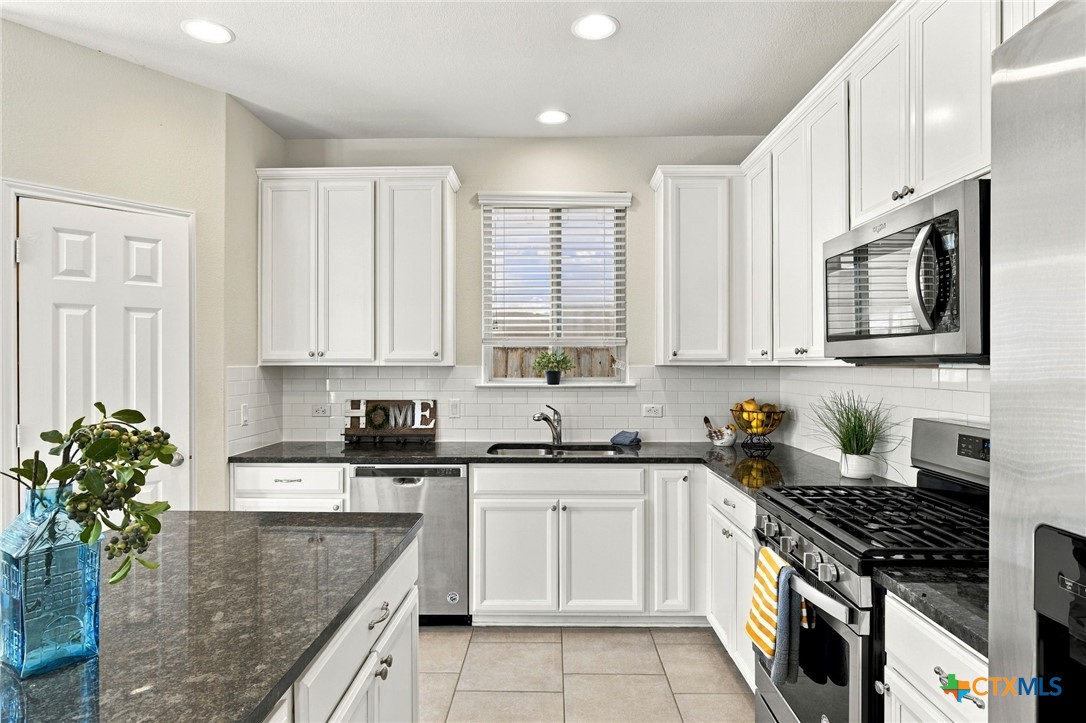329 Bonnet Boulevard Property Photo 13